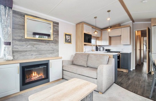 Wiseman's Bridge House | Luxurious and contemporary caravan.