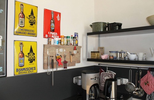 Steffenshagen Apartment | Luxurious Apartment in Steffenshagen with Fireplace