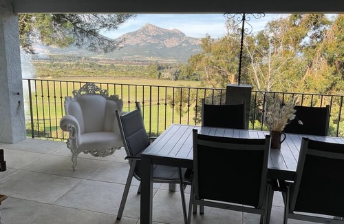Moncale Villa | Luxurious apartment with panoramic views and heated pool - near Calvi