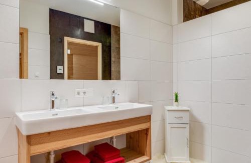 Wald im Pinzgau Apartment | Luxurious apartment with sauna in Königsleiten