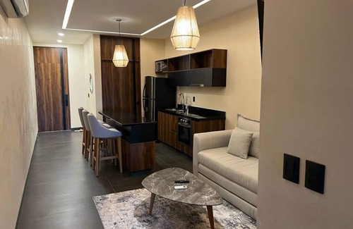 Cancun Apartment | Luxurious apartment in Cancun, 1 minute from the hotel zone and 15 minutes from the airport.