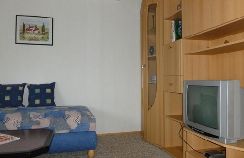 Alt Gaarz Apartment | Luxurious Apartment in Rerik Germany with Garden