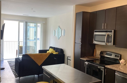 Buckhead Condo | Luxurious Apartment in the Heart of Buckhead