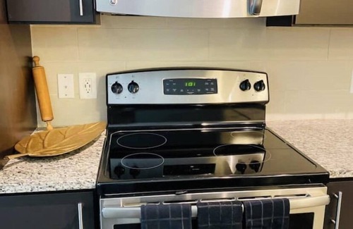 Buckhead Condo | Luxurious Apartment in the Heart of Buckhead