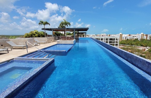 Playa Mujeres Apartment | Luxurious Apartment La Amada Ocean View