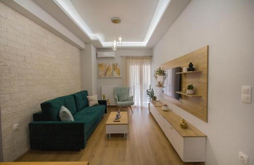 Ampelokipoi Apartment | Luxurious apt near Ampelokipoi Metro station