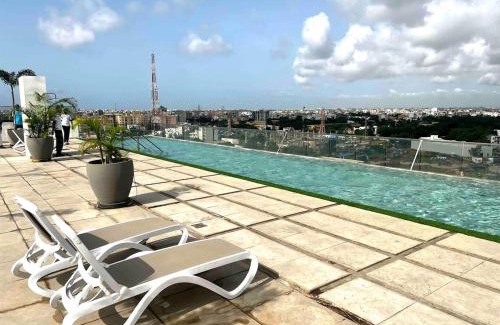 Dakar Apartment | Luxurious Apt with Rooftop Pool