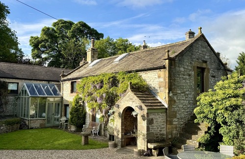 Bakewell Cottage | Luxurious Barn Conversion in the Peak District