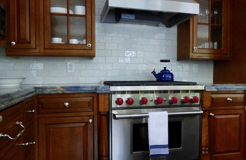 Delray Beach House | Luxurious Boutique Villa w/Private Pool, Hot Tub, EV Charger in Heart of Delray