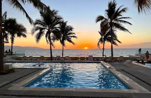 Olimpica Condo | Luxurious Brand New Beachfront Condo with Stunning 17th-Floor Ocean Viewsn
