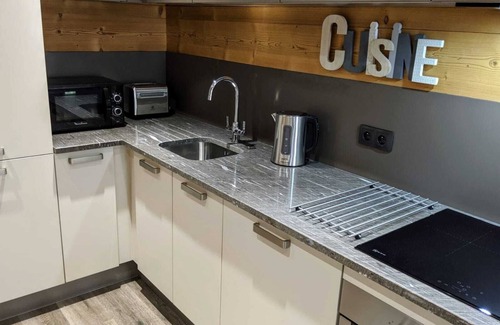 Mont-de-Lans Ski Chalet | Luxurious chalet for 8 guests, completely renovated for this winter.
