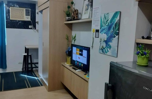 South Triangle Condo | Luxurious City View Condo in Quezon City