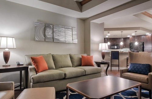 National Harbor Hotel | Luxurious Club Wyndham National Harbor, 3 Bedroom Presidential Suite,