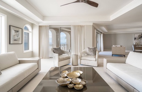 Seven Mile Beach Condo | Luxurious Condo With Private Ocean Views Directly On Seven Mile Beach 3 Bedroom Condo by Redawning