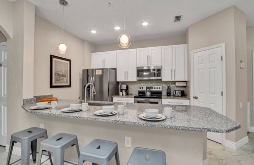 Windsor Hills Condo | Luxurious Condo Near Disneyfree Waterpark Access