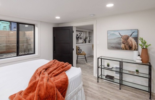 Richmond House | Luxurious & Contemporary Home