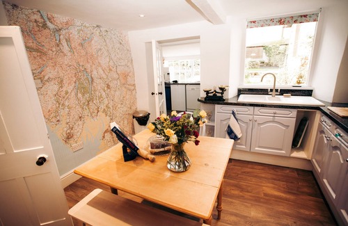 Sedbergh Cottage | Luxurious Cottage with Hot Tub. 19 miles from Windermere.
