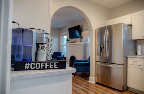 Southbank House | Luxurious craftsman in historic San Marco