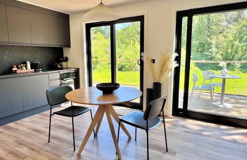 Market Drayton Cabin | Luxurious Eco Retreat with River Views