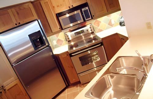 Mont-Tremblant Apartment | Luxurious Equinoxe Ski-in/Ski-out