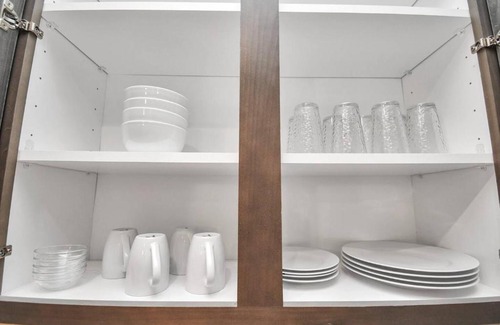 George Bush Park/Eldridge Apartment | Luxurious Experience