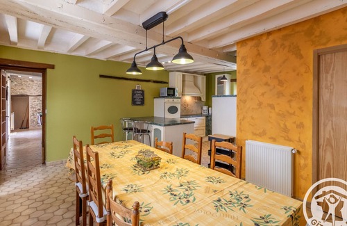 Marans Cottage | Luxurious Family Retreat: Spa, Games, Garden, Near Angers & Rennes