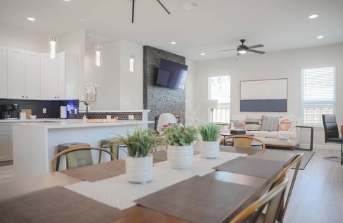 Eastside Promise Neighborhood House | Luxurious family friendly and work friendly home close to all the action