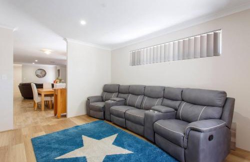 Bassendean House | Luxurious Family Home