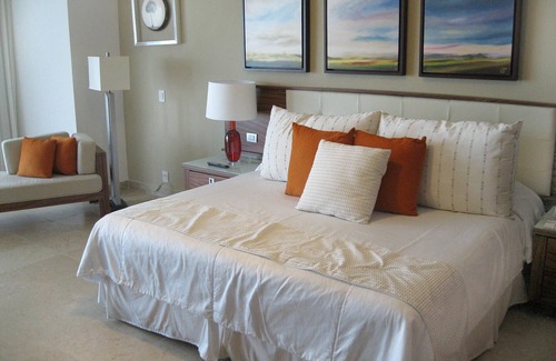 Villa Juarez Resort | Luxurious Grand Bliss, fine restaurants, free golf, beach club, Cirque du Soleil