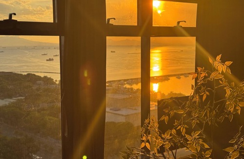 Pasay Condo | Luxurious Haven in the Sky