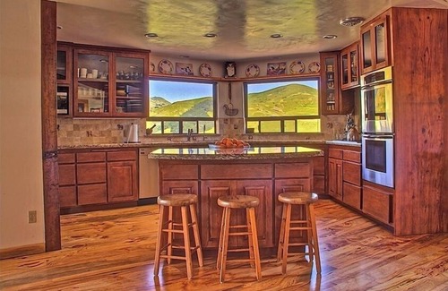 Cayucos House | Luxurious Heavenly Cayucos Ranch Home/850 acres/8 bd/7ba/Pool/Tennis/Fishing.