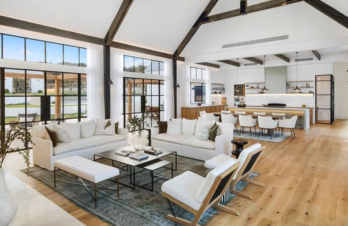 Mittagong Other | Luxurious Highland Farmhouse
