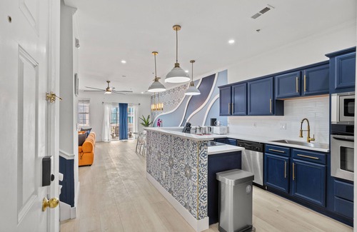 Atlantic Beach House | Luxurious Home With Theatre Room