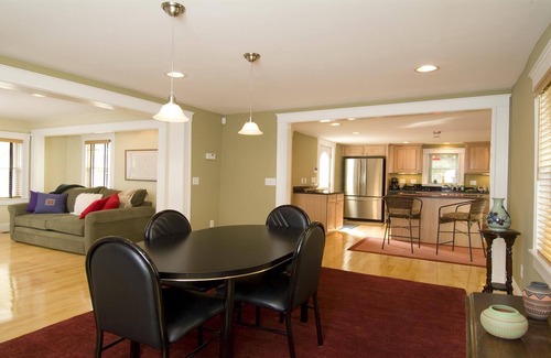 Inman Square House | Luxurious home rents 1 of 2 rooms w/ kitchen, living & dining room use M807#3