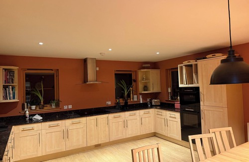 Nethy Bridge House | Luxurious House With Large Enclosed Woodland Garden In Cairngorm National Park