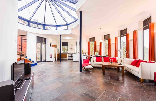Tijarafe Villa | Luxurious House with incredible views a heated salt water Pool, Jacuzzi + Sauna