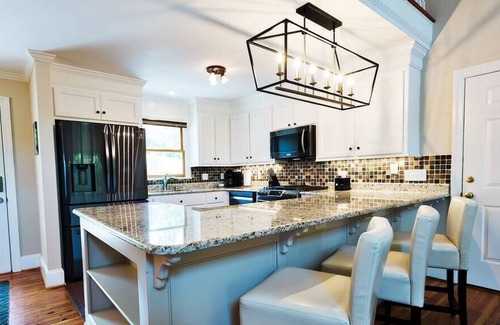 Ridgeway House | Luxurious Lake Wateree House