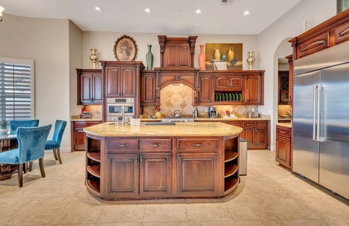 Lehi House | Luxurious Leisure At Lehi