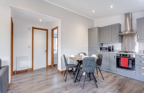 Banchory Ski Chalet | Luxurious lodge with one double bedroom and one twin bedroom.