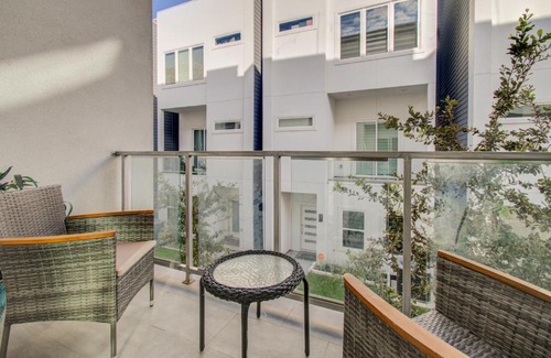 Astrodome Apartment | Luxurious Med Cntr/NRG Townhome