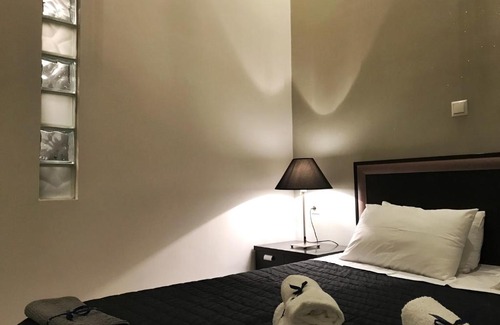 Petralona Apartment | Luxurious mini suite in Athens center