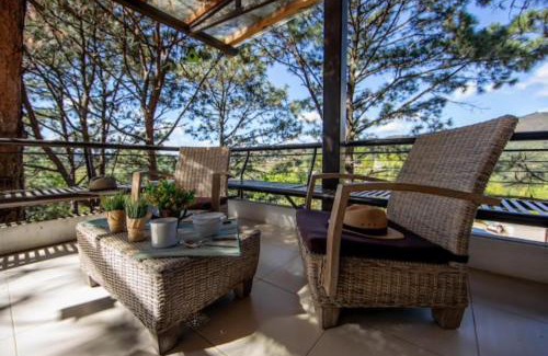 Otumba Apartment | Luxurious & Modern Cabin in the Woods with Jacuzzi - Valle 1