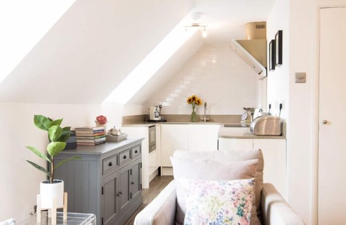 Oxford City Centre Apartment | Luxurious & Modern Home