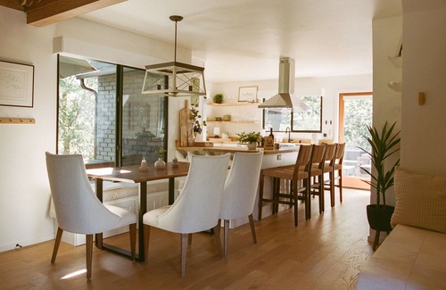Cedar Glen Cabin | Luxurious Mountain Home w/Lake Access and Views