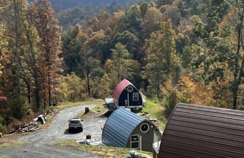 Bakersville Cabin | Luxurious Mountain Cabins Unit 1