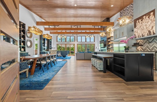 Mid America House | Luxurious Mountain Retreat with 4 King Ensuites, Hot Tub, Pool and Creek Views!