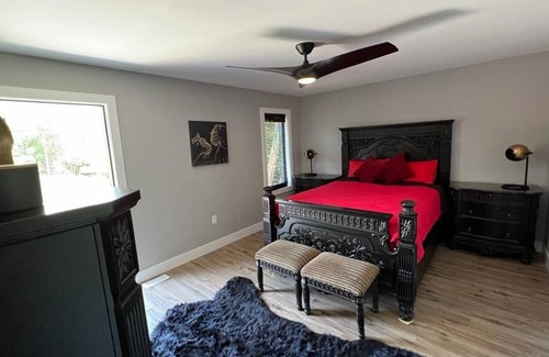 South Bruce Peninsula Cottage | Luxurious New built Cottage