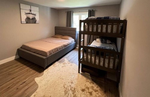 South Bruce Peninsula Cottage | Luxurious New built Cottage