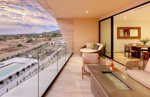 Cabo San Lucas Apartment | Luxurious Ocean View Apartment