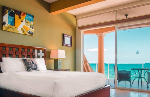 Boca Corona Apartment | LUXURIOUS OCEANFRONT APARTMENT - NAUTILUS SUITE